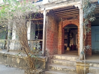 सावदा-जहागीरदार श्रीमंत देशमुखांच्या वाड्याचा दर्शनी भाग