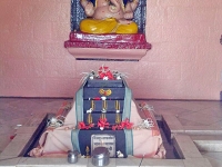 पुणे - ब्रह्मर्ष‍ि अण्णासाहेब पटवर्धन यांचे समाधी मंद‍िर