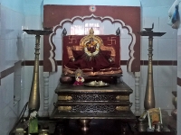 अंबाजोगाई - श्री दत्त संस्थान - देवघरातील दत्तमूर्ति