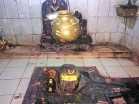 ब्रह्मेश्वर- हर‍िहराचे मंद‍िर