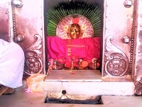 नरसोबाची वाडी - श्री दत्तात्रेयाचा मुखवटा