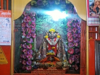 कोल्हापूर - प्रयागस्थानी असलेल्या मंद‍िरातील श्रीदत्त प्रतिमा