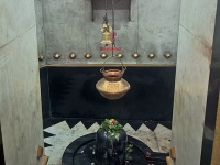 श्री स‍िद्धेश्वर मंदिराचा गाभारा, रिसोड