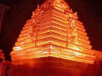 श्रीशैलम - श्रीमल्ल‍िकार्जुन मंद‍िराचा कळस