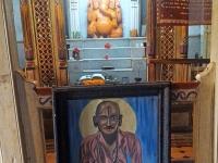 थाळनेरच्या श्री भावेंचे गणेश मंद‍िर व श्रींचा फोटो